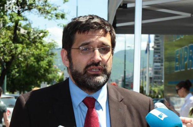 Синиша Мацан иза решетака